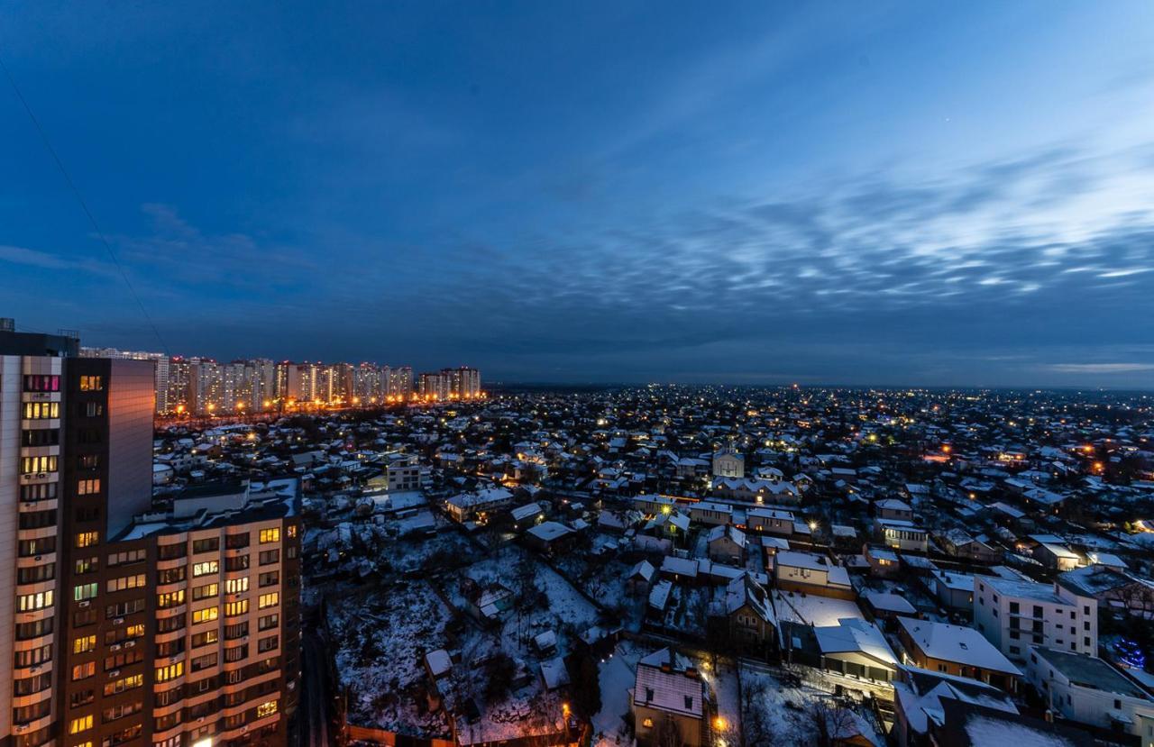 Luxury Apartment, Dniprovska Embankment26, Sokorki Kyiv Exterior foto